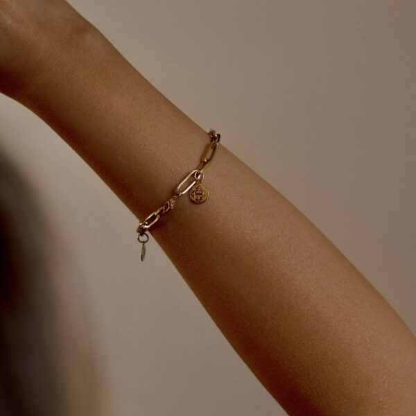 Bransoleta złota Sensible z trzema wisiorkami