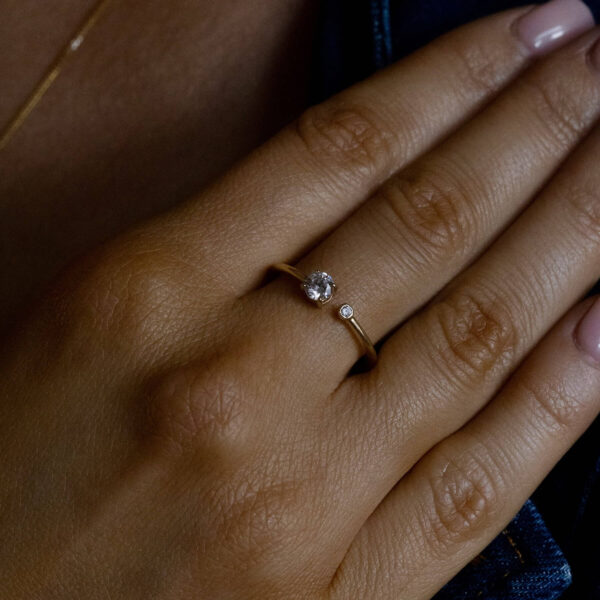 Pierścionek złoty Diamond Essence z diamentami 0,28CT